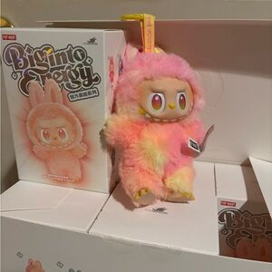 Pop Mart UNOPENED Big Into Energy Labubu Loyalty